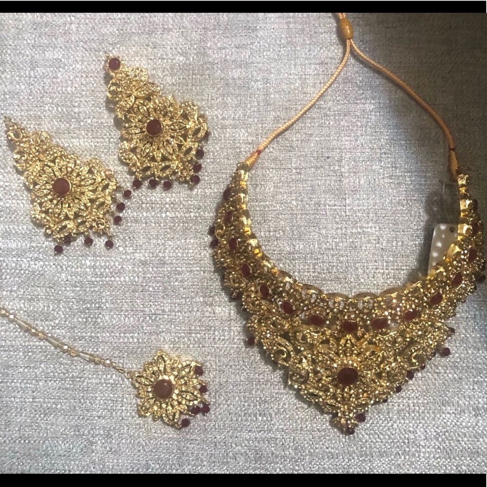 Indian/Pakistani Necklace